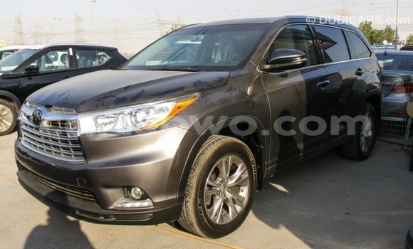 Ra Imported Toyota Highlander Miiran Ọkọ̀ in Import - Dubai ni Benin Ra Imported Toyota Highlander Miiran Ọkọ̀ in Import - Dubai ni Benin