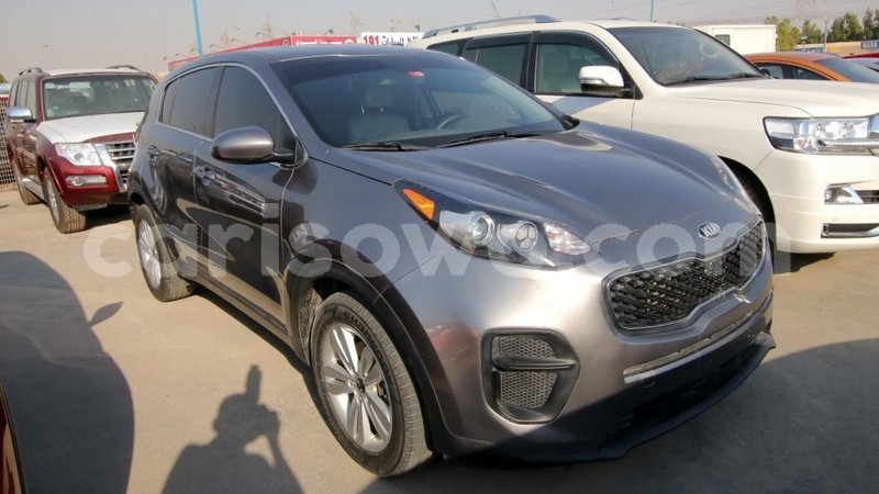 Big with watermark kia sportage benin import dubai 6087