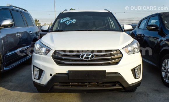 Sayi Imported Hyundai Creta White Mota in Import - Dubai a Benin Sayi Imported Hyundai Creta White Mota in Import - Dubai a Benin