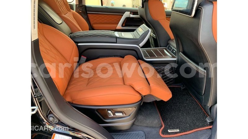 Big with watermark toyota land cruiser benin import dubai 6096