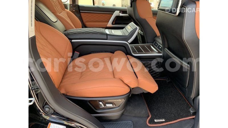 Big with watermark toyota land cruiser benin import dubai 6096