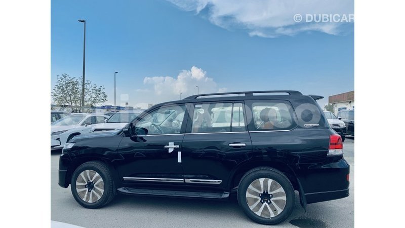 Big with watermark toyota land cruiser benin import dubai 6096