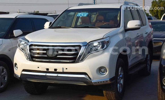 Acheter Import Voiture Toyota Prado Blanc à Import - Dubai, Benin Acheter Import Voiture Toyota Prado Blanc à Import - Dubai, Benin