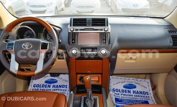 Acheter Import Voiture Toyota Prado Blanc à Import - Dubai, Benin Acheter Import Voiture Toyota Prado Blanc à Import - Dubai, Benin