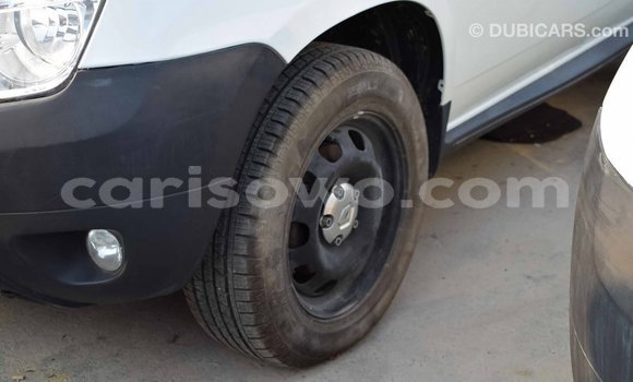 Sayi Imported Renault Duster White Mota in Import - Dubai a Benin Sayi Imported Renault Duster White Mota in Import - Dubai a Benin