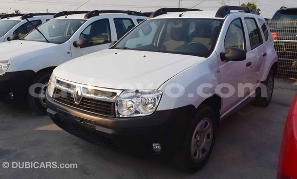 Acheter Import Voiture Renault Duster Blanc à Import - Dubai, Benin Acheter Import Voiture Renault Duster Blanc à Import - Dubai, Benin