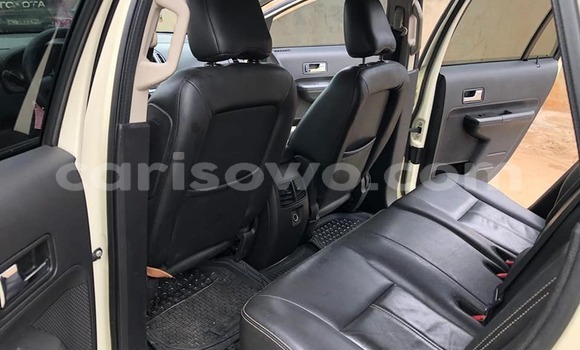 Acheter Occasion Voiture Ford Edge Blanc à Cotonou, Benin Acheter Occasion Voiture Ford Edge Blanc à Cotonou, Benin