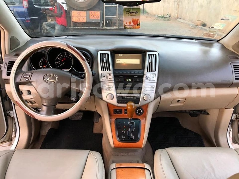 Big with watermark lexus rx 330 benin cotonou 6123
