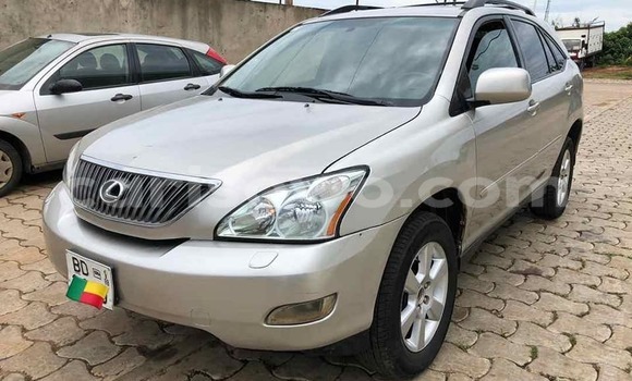 Acheter Occasion Voiture Lexus RX 300 Gris à Cotonou, Benin Acheter Occasion Voiture Lexus RX 300 Gris à Cotonou, Benin