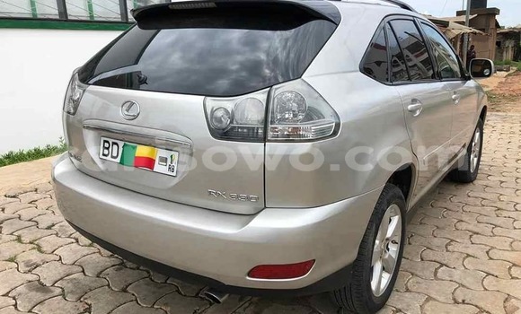 Acheter Occasion Voiture Lexus RX 300 Gris à Cotonou, Benin Acheter Occasion Voiture Lexus RX 300 Gris à Cotonou, Benin