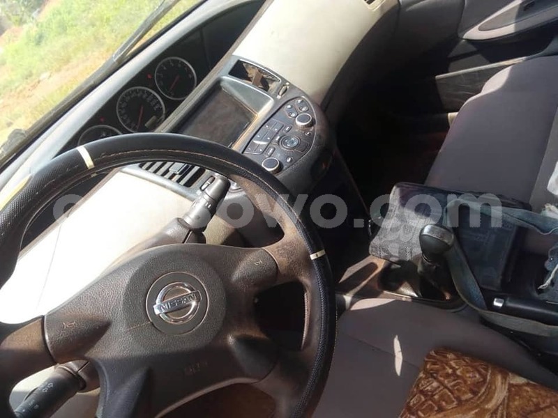 Big with watermark nissan primera benin cotonou 6128