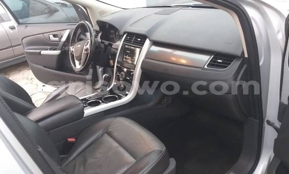 Acheter Occasion Voiture Ford Edge Gris à Cotonou, Benin Acheter Occasion Voiture Ford Edge Gris à Cotonou, Benin