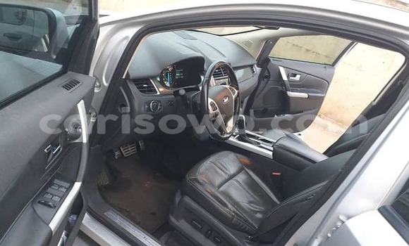 Acheter Occasion Voiture Ford Edge Gris à Cotonou, Benin Acheter Occasion Voiture Ford Edge Gris à Cotonou, Benin