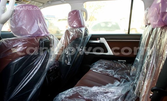 Sayi Imported Toyota Land Cruiser Black Mota in Import - Dubai a Benin Sayi Imported Toyota Land Cruiser Black Mota in Import - Dubai a Benin