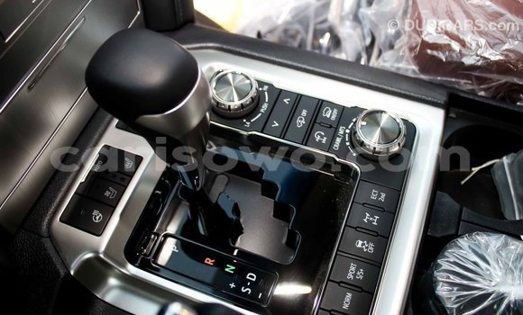 Sayi Imported Toyota Land Cruiser Black Mota in Import - Dubai a Benin Sayi Imported Toyota Land Cruiser Black Mota in Import - Dubai a Benin