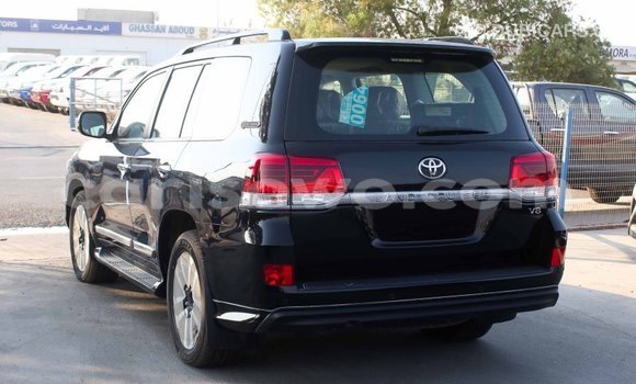 Sayi Imported Toyota Land Cruiser Black Mota in Import - Dubai a Benin Sayi Imported Toyota Land Cruiser Black Mota in Import - Dubai a Benin