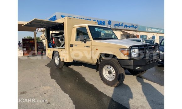 Ra Imported Toyota Land Cruiser Alagara Ọkọ̀ in Import - Dubai ni Benin Ra Imported Toyota Land Cruiser Alagara Ọkọ̀ in Import - Dubai ni Benin