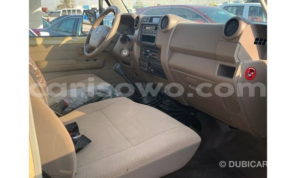 Ra Imported Toyota Land Cruiser Alagara Ọkọ̀ in Import - Dubai ni Benin Ra Imported Toyota Land Cruiser Alagara Ọkọ̀ in Import - Dubai ni Benin
