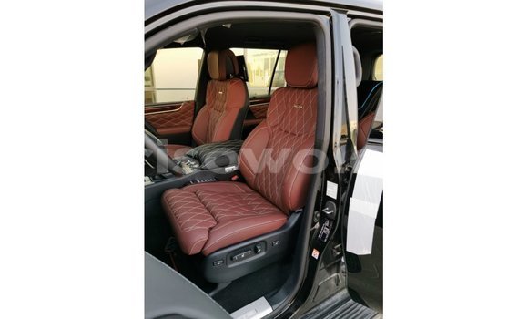 Sayi Imported Lexus LX Black Mota in Import - Dubai a Benin Sayi Imported Lexus LX Black Mota in Import - Dubai a Benin
