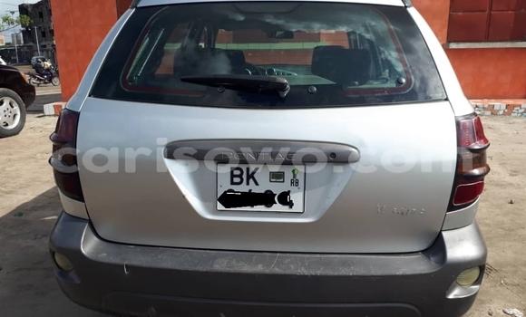 Sayi Na hannu Pontiac Vibe Azurfa Mota in Cotonou a Benin Sayi Na hannu Pontiac Vibe Azurfa Mota in Cotonou a Benin