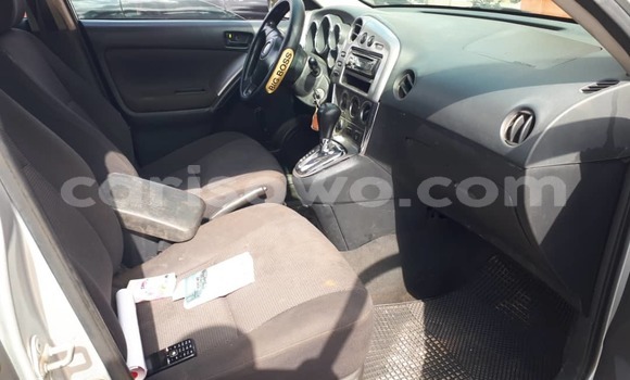 Sayi Na hannu Pontiac Vibe Azurfa Mota in Cotonou a Benin Sayi Na hannu Pontiac Vibe Azurfa Mota in Cotonou a Benin