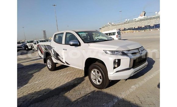 Buy Import Mitsubishi L200 White Car in Import - Dubai in Benign Buy Import Mitsubishi L200 White Car in Import - Dubai in Benign