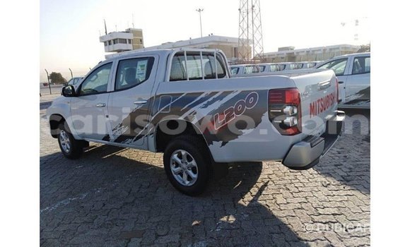 Buy Import Mitsubishi L200 White Car in Import - Dubai in Benign Buy Import Mitsubishi L200 White Car in Import - Dubai in Benign