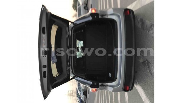 Sayi Imported Toyota Highlander Sauran Mota in Import - Dubai a Benin Sayi Imported Toyota Highlander Sauran Mota in Import - Dubai a Benin