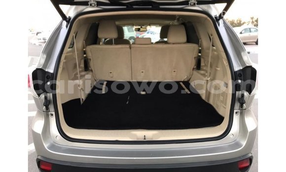 Ra Imported Toyota Highlander Miiran Ọkọ̀ in Import - Dubai ni Benin Ra Imported Toyota Highlander Miiran Ọkọ̀ in Import - Dubai ni Benin