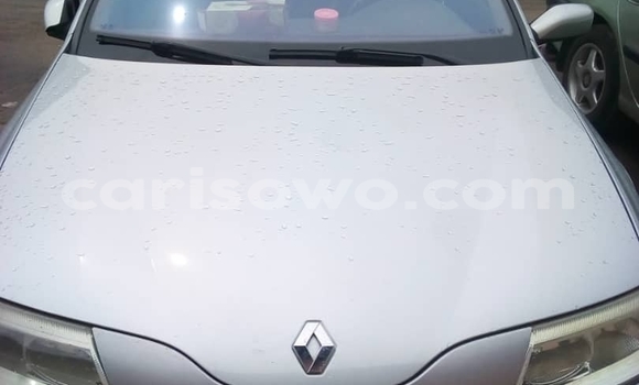 Sayi Na hannu Renault Laguna Green Mota in Cotonou a Benin Sayi Na hannu Renault Laguna Green Mota in Cotonou a Benin