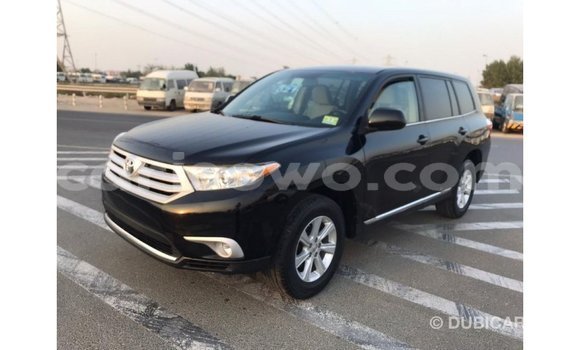 Acheter Import Voiture Toyota Highlander Noir à Import - Dubai, Benin Acheter Import Voiture Toyota Highlander Noir à Import - Dubai, Benin