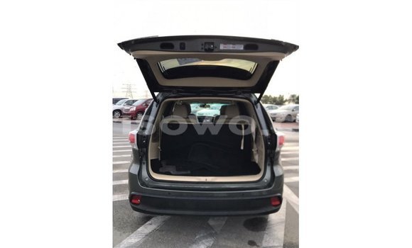 Acheter Import Voiture Toyota Highlander Autre à Import - Dubai, Benin Acheter Import Voiture Toyota Highlander Autre à Import - Dubai, Benin