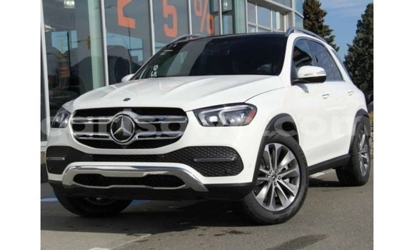 Sayi Imported Mercedes-Benz GLE White Mota in Import - Dubai a Benin Sayi Imported Mercedes-Benz GLE White Mota in Import - Dubai a Benin