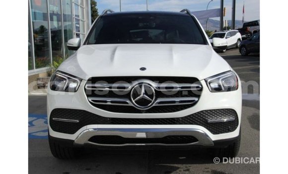 Sayi Imported Mercedes-Benz GLE White Mota in Import - Dubai a Benin Sayi Imported Mercedes-Benz GLE White Mota in Import - Dubai a Benin