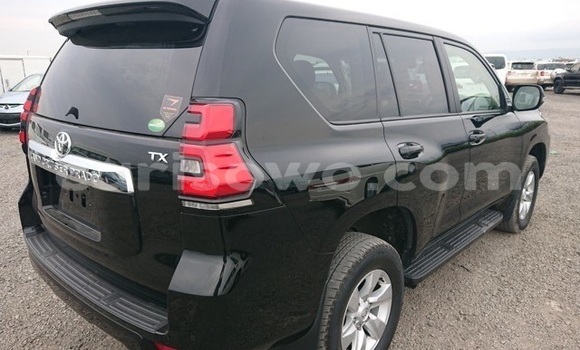 Acheter Occasion Voiture Toyota Prado Noir à Cotonou, Benin Acheter Occasion Voiture Toyota Prado Noir à Cotonou, Benin