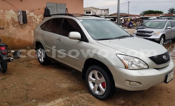 Ra Àlòkù Lexus RX 330 Silver Ọkọ̀ in Cotonou ni Benin Ra Àlòkù Lexus RX 330 Silver Ọkọ̀ in Cotonou ni Benin