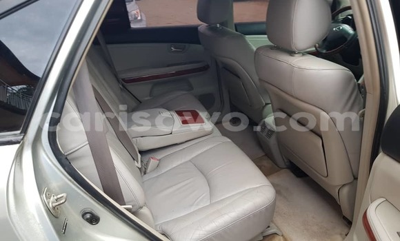 Ra Àlòkù Lexus RX 330 Silver Ọkọ̀ in Cotonou ni Benin Ra Àlòkù Lexus RX 330 Silver Ọkọ̀ in Cotonou ni Benin