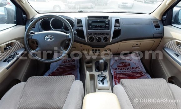 Acheter Import Voiture Toyota Fortuner Noir à Import - Dubai, Benin Acheter Import Voiture Toyota Fortuner Noir à Import - Dubai, Benin