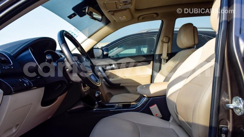 Big with watermark kia sorento benin import dubai 6311