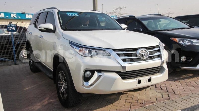 Big with watermark toyota fortuner benin import dubai 6314