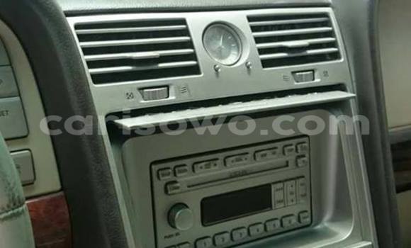 Sayi Na hannu Lada Niva Azurfa Mota in Cotonou a Benin