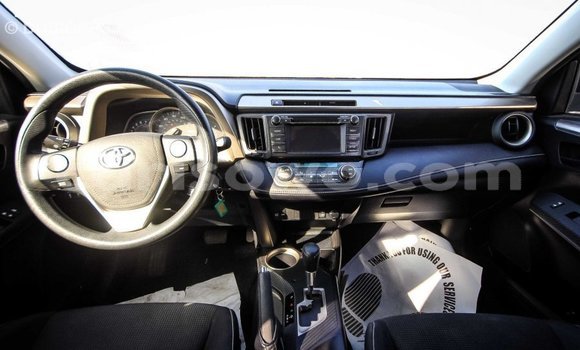 Acheter Import Utilitaire Toyota HiAce Noir à Import - Dubai, Benin Acheter Import Utilitaire Toyota HiAce Noir à Import - Dubai, Benin