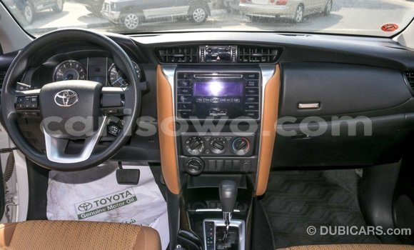 Ra Imported Toyota Fortuner funfun Ọkọ̀ in Import - Dubai ni Benin Ra Imported Toyota Fortuner funfun Ọkọ̀ in Import - Dubai ni Benin