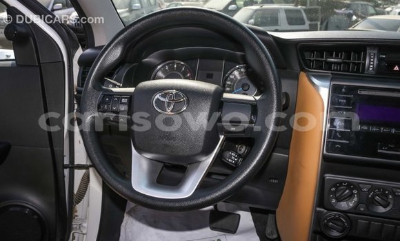 Ra Imported Toyota Fortuner funfun Ọkọ̀ in Import - Dubai ni Benin Ra Imported Toyota Fortuner funfun Ọkọ̀ in Import - Dubai ni Benin