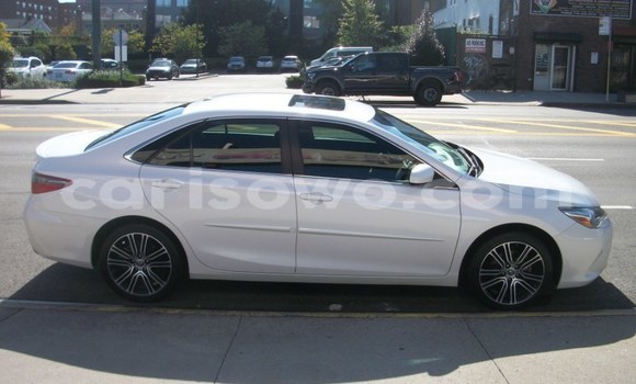 Acheter Occasion Voiture Toyota Camry Blanc à Cotonou, Benin Acheter Occasion Voiture Toyota Camry Blanc à Cotonou, Benin