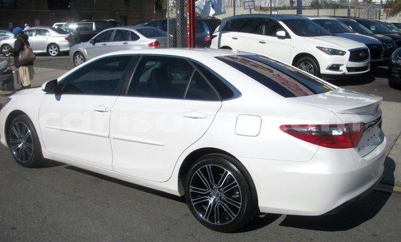 Acheter Occasion Voiture Toyota Camry Blanc à Cotonou, Benin Acheter Occasion Voiture Toyota Camry Blanc à Cotonou, Benin