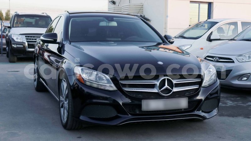 Big with watermark mercedes benz 190 benin import dubai 6353