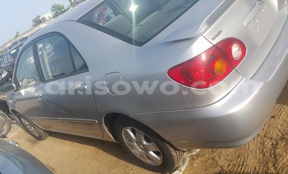 Acheter Occasion Voiture Toyota Corolla Gris à Cotonou, Benin Acheter Occasion Voiture Toyota Corolla Gris à Cotonou, Benin