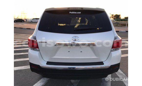 Ra Imported Toyota Highlander funfun Ọkọ̀ in Import - Dubai ni Benin Ra Imported Toyota Highlander funfun Ọkọ̀ in Import - Dubai ni Benin