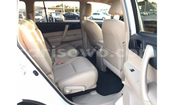 Ra Imported Toyota Highlander funfun Ọkọ̀ in Import - Dubai ni Benin Ra Imported Toyota Highlander funfun Ọkọ̀ in Import - Dubai ni Benin
